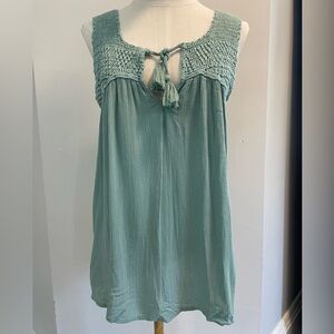 Rip Curl, womens medium antique blue crochet and crepe sleeveless breezy top EUC